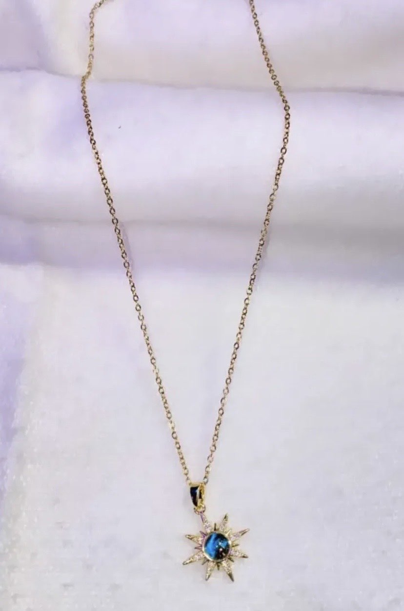 Layered gold necklace